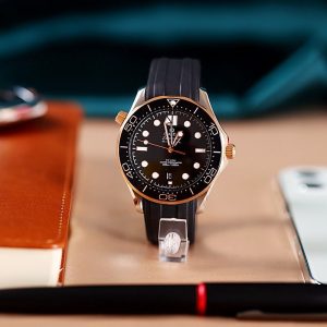 Premium Omega Seamaster Replica Watch with Cash on Delivery 544715708 - side view | Omega